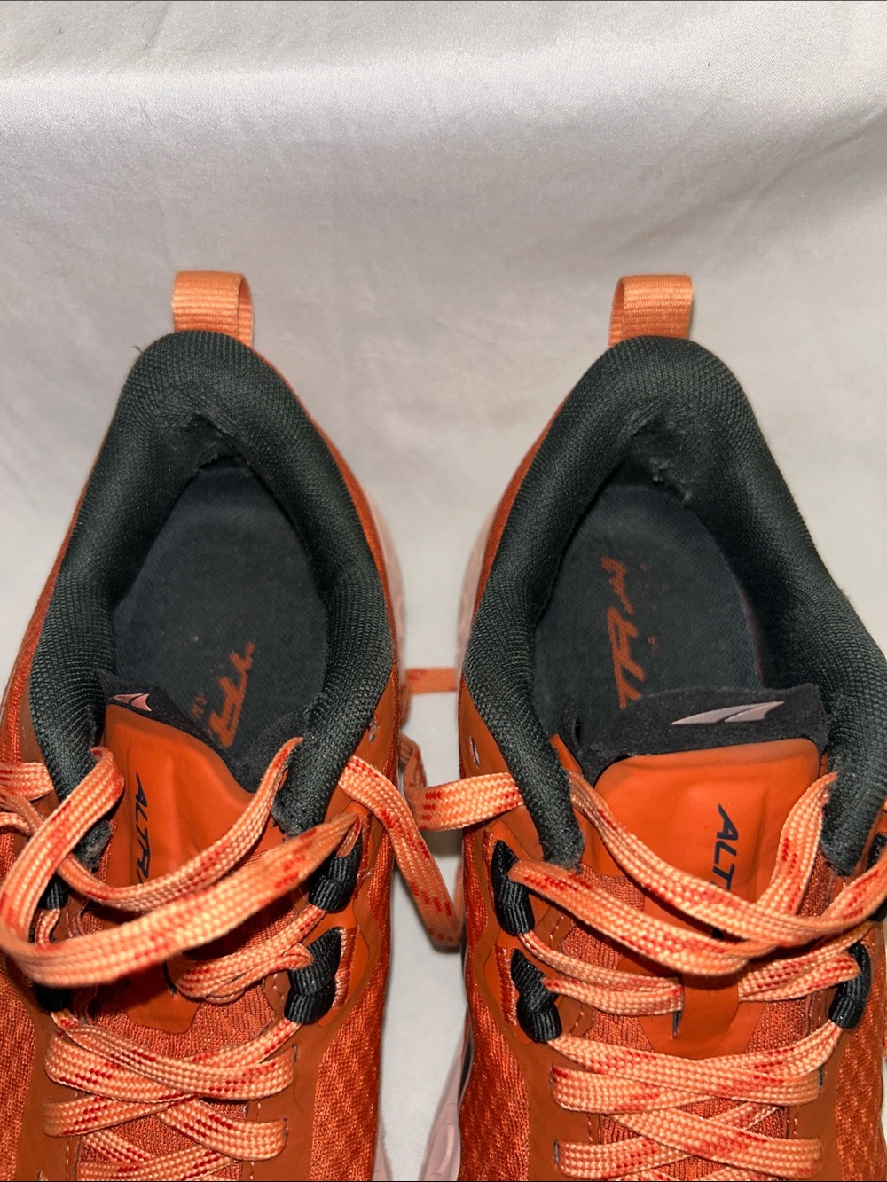 Altra Outroad Trail Running Shoe - Picture 7 of 8